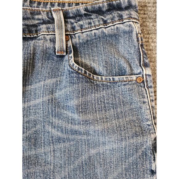 Levi Strauss Signature Mid Rise Bootcut Womens Denim Jeans 18 - Picture 7 of 15